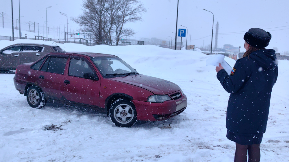 Три машины нижегородцев-должников арестовали во время рейда