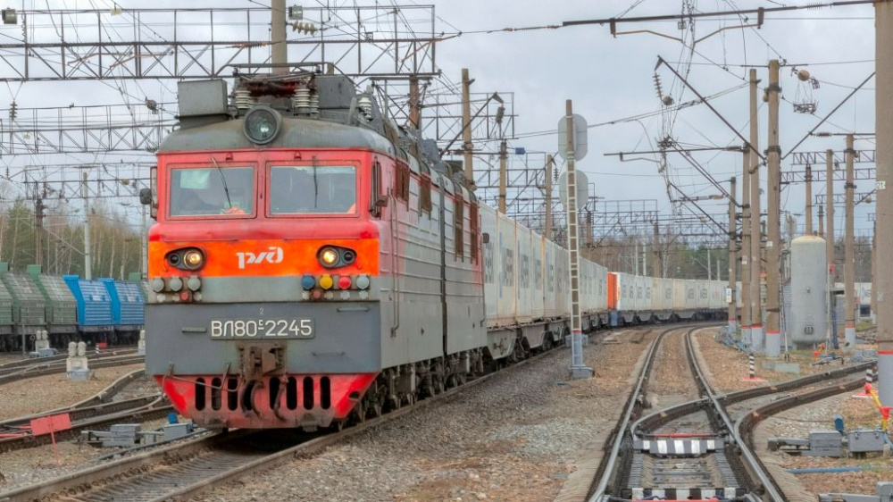 Перевозки контейнеров на Горьковской железной дороге выросли почти на 10%  