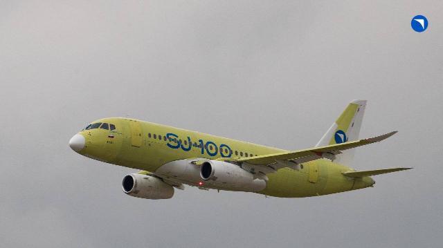 В Жуковском начались испытания автоматической посадки на самолете SJ-100