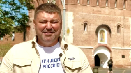 Владислав Атмахов