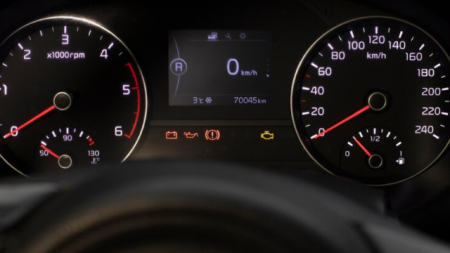 панель автомобиля