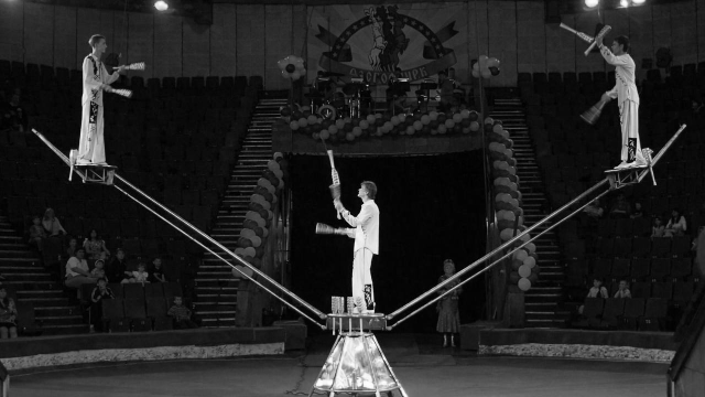 Жонглеры на стрелах