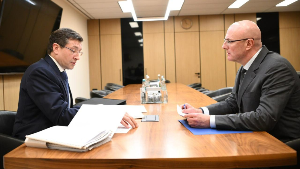 Чернышенко и Никитин обсудили развитие образования, туризма и спорта в Нижегородской области