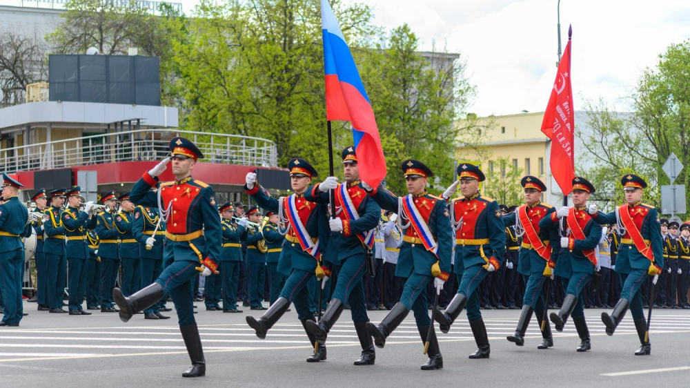 В Нижнем Новгороде прошёл Парад Победы