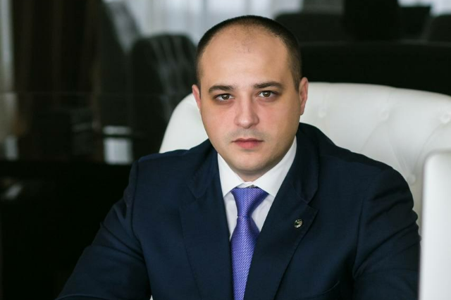 Сергей Алимов