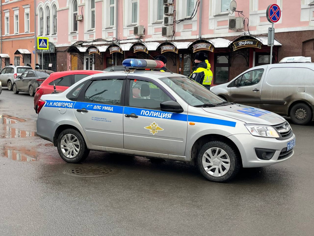 Автомобиль ГИБДД
