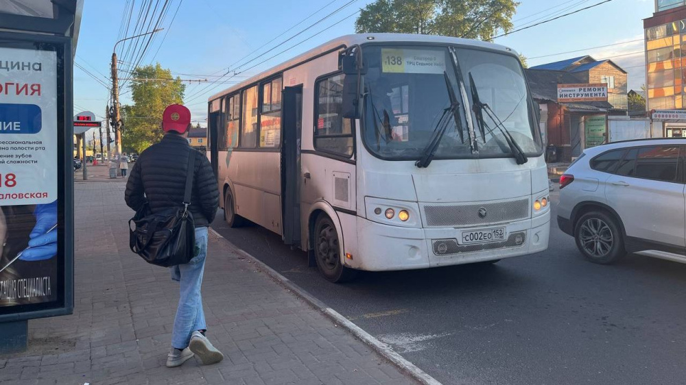 В Нижнем Новгороде до конца года установят 63 новых остановочных павильона