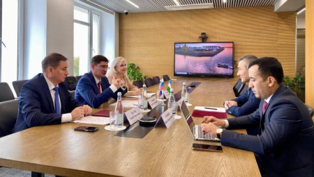 Делегация из Узбекистана