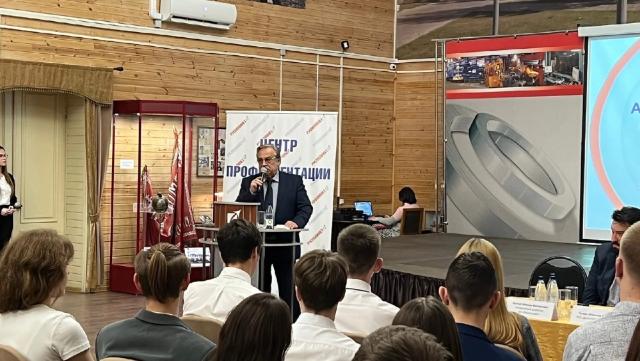 Студенты Кулебакского металлургического колледжа