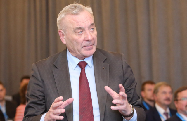 Валерий Цыбанев