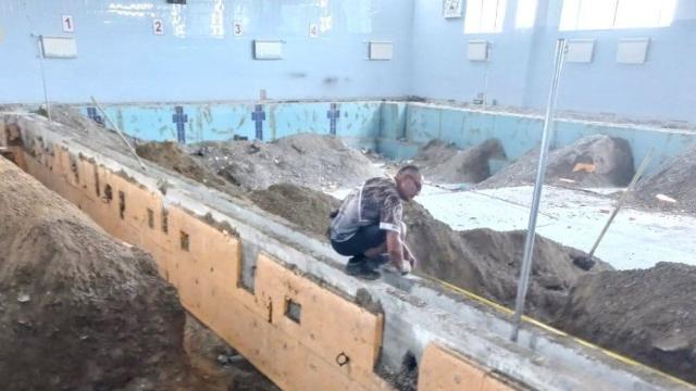 бассейн в школе