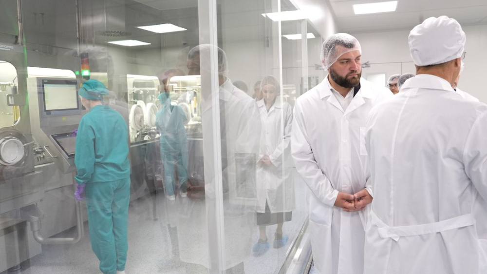 Минпромторг оценил кадровую потребность техпроектов в 166 тыс. специалистов