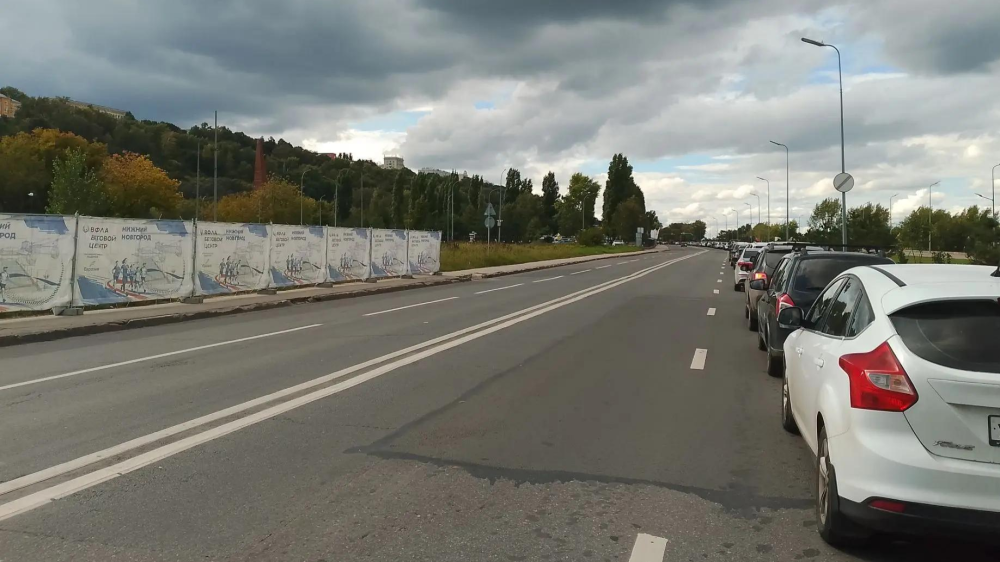 Очередь на АЗС в Нижнем Новгороде
