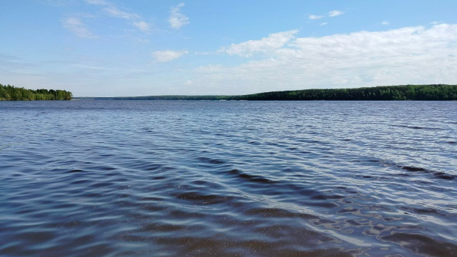 Река