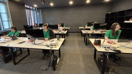 «Профессионалы»