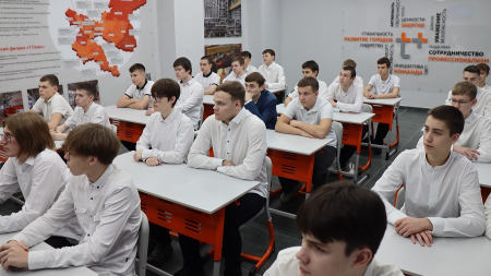Нижегородский филиал «Т Плюс» открыл учебную аудиторию в Кстовском нефтяном техникуме
