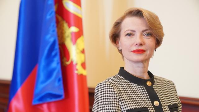 Елена Левина