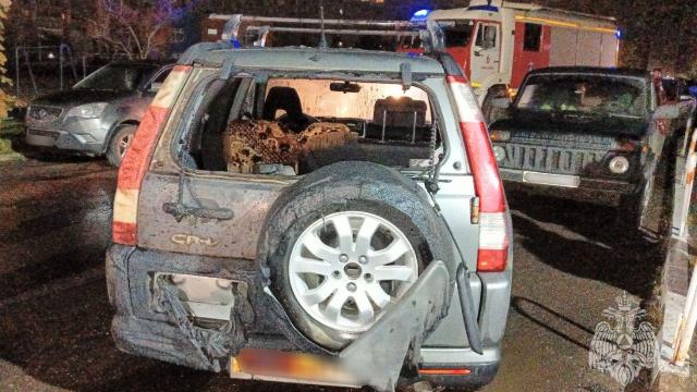 сгоревший автомобиль