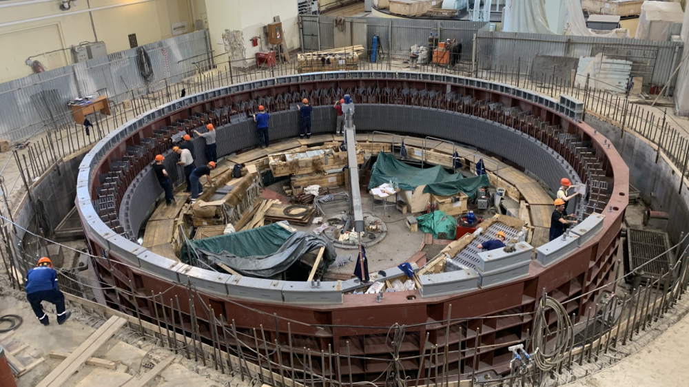 70-летний гидроагрегат демонтировали на Нижегородской ГЭС