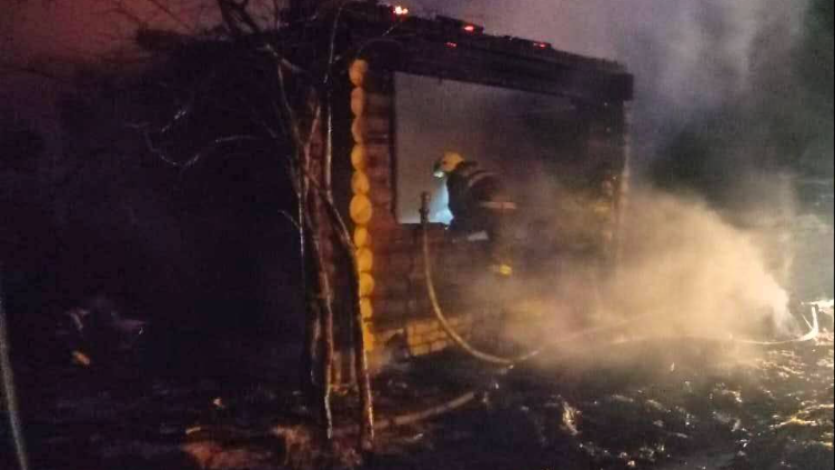 Пожар в дачном домике в Лыскове
