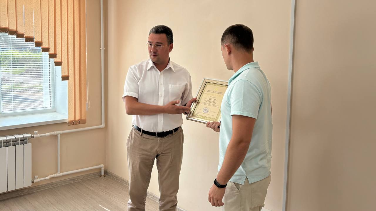 Работников «Гранкома» отметили госнаградами ко Дню металлурга