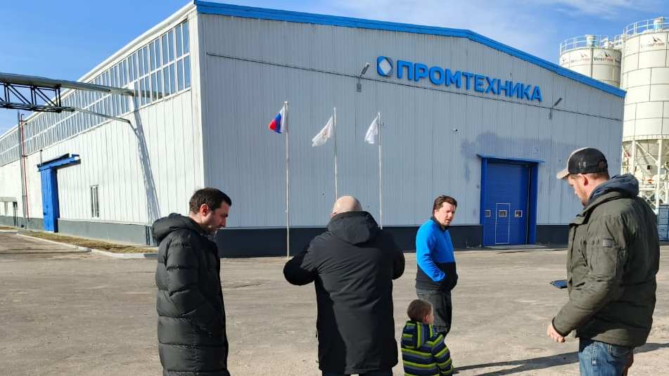 Cемья канадских фермеров в технопарке «Волга»