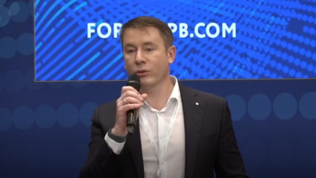 руководитель блока «Технологии» Сбербанка Кирилл Меньшов
