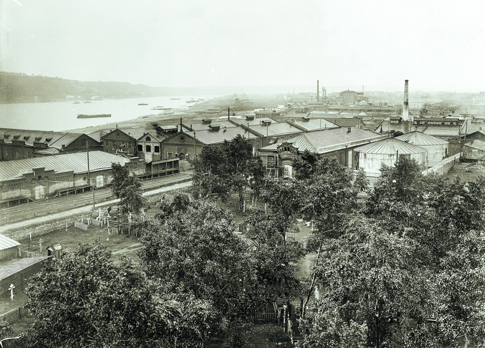 Завод «Гудок Октября» в Канавине - одна из трех площадок, где в 1941 году было размещено эвакуированное из Москвы производство шасси