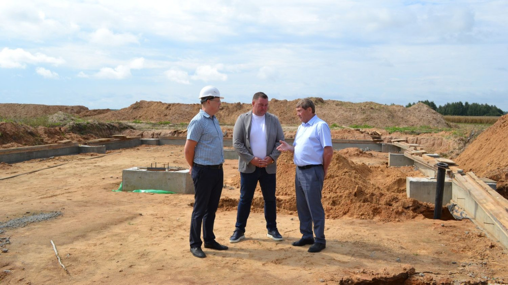 «Мир» Ященко А.В. и компания» вложит более 400 млн рублей в строительство роботизированной фермы 