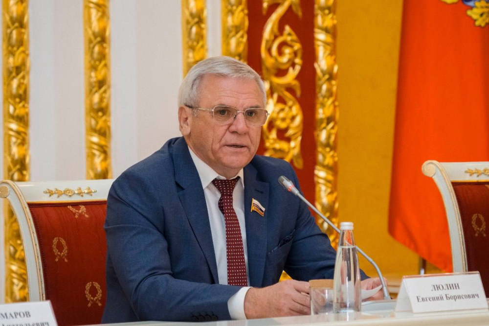 Евгений Люлин