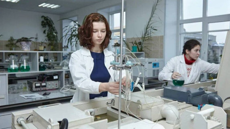 Минобрнауки открыло приём заявок на создание молодежных лабораторий  