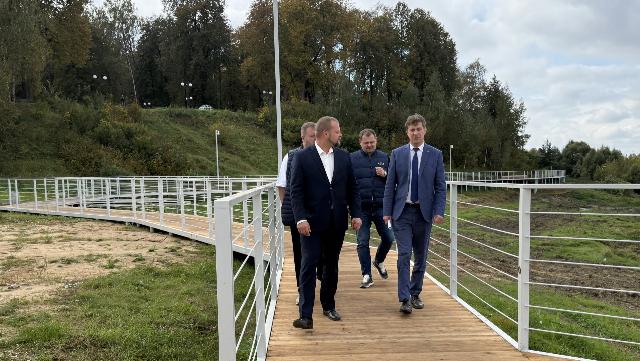набережная реки