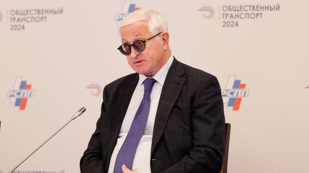 Александр Шохин