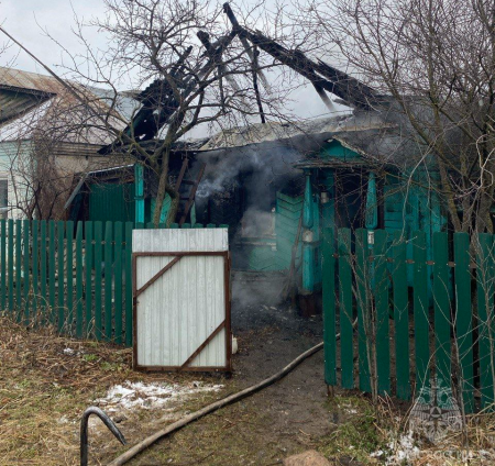 Пожар в частном доме на Бору 13 апреля