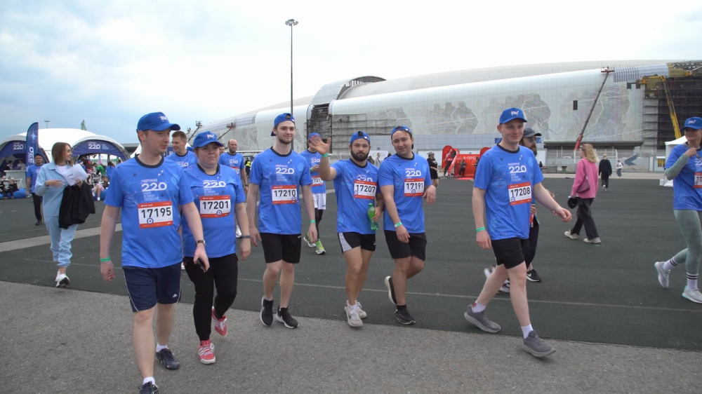Команда «Гидромаша» на полумарафоне «Беги, герой»