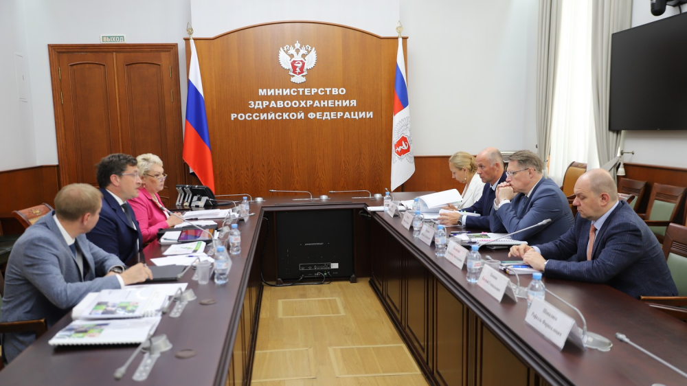 Михаил Мурашко и Глеб Никитин