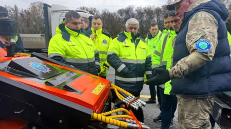 робот-мульчер