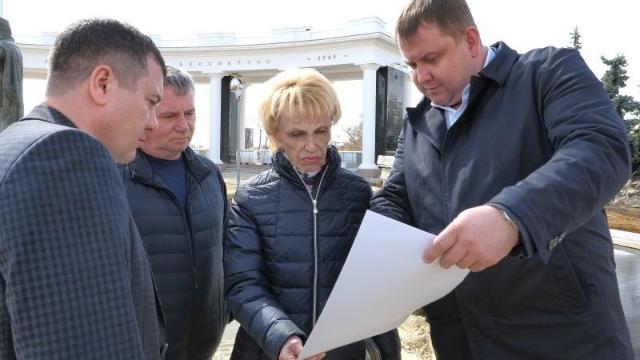 памятник СВО