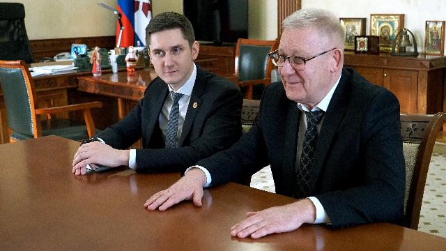 Александр Тараканов