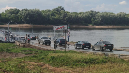 В Нижегородской области открыли движение по наплавному мосту через Оку после ремонта