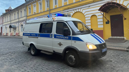 В Нижнем Новгороде эвакуировали более 2 тысяч человек из ТРЦ на улице Родионова