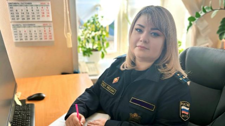 Судебный пристав