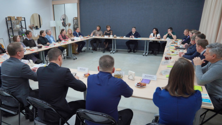 Воскресенский пообещал сохранить налоговые льготы бизнесу и анонсировал АвтоУСН с 2026 года