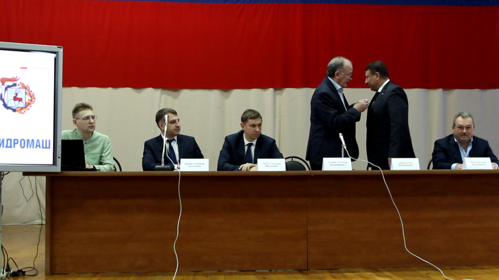 Лавричев_медаль ВИ Лузянина.png