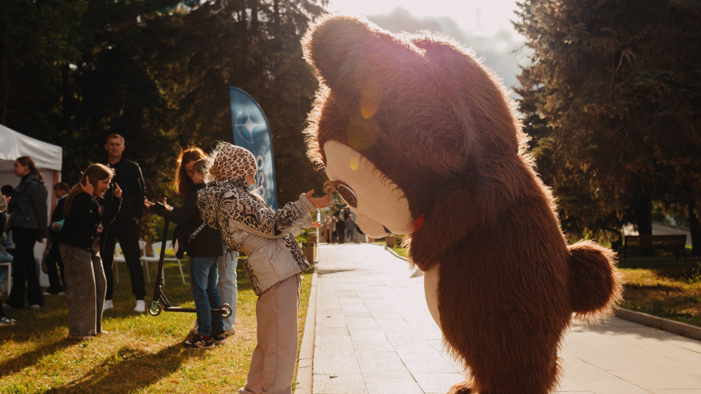 Гидромаш_День молодежи_медведь.png