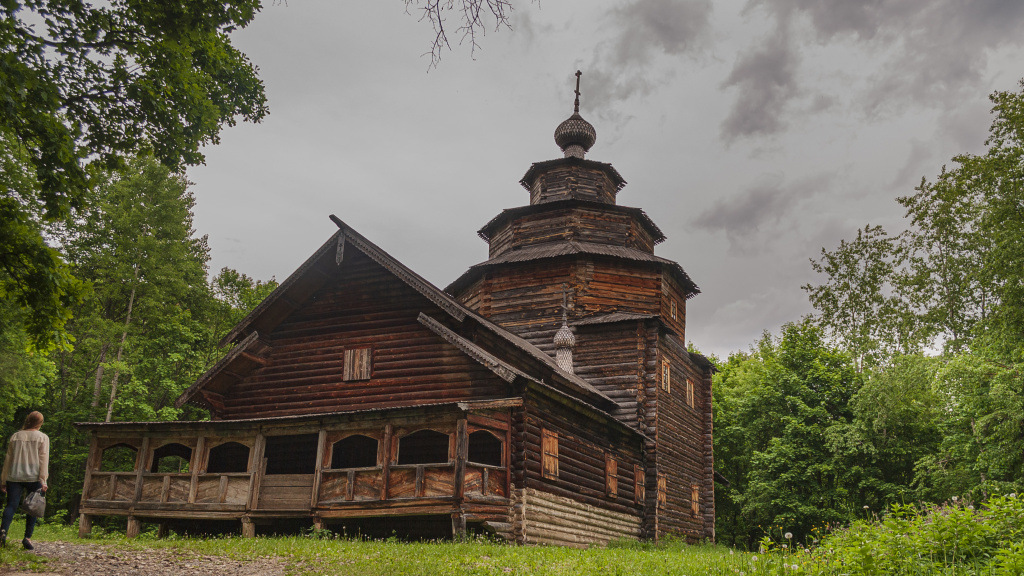 Щелоковский хутор, фото: KION Щелоковский хутор.jpeg