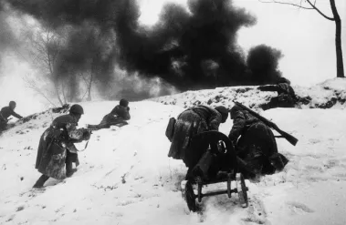 Битва под Москвой_АВ Устинов_Главархив Москвы.png