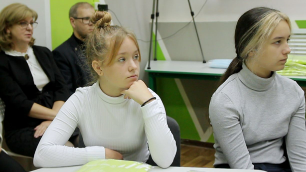 В нижегородской гимназии №136 при поддержке СИБУРа прошел экологический урок