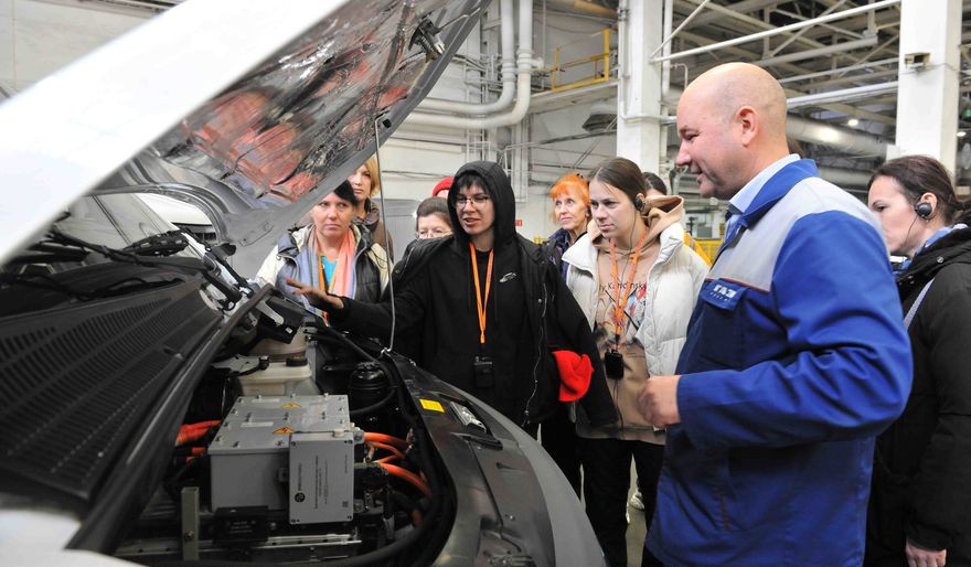Индустриальный пленэр ГАЗ 2.jpg